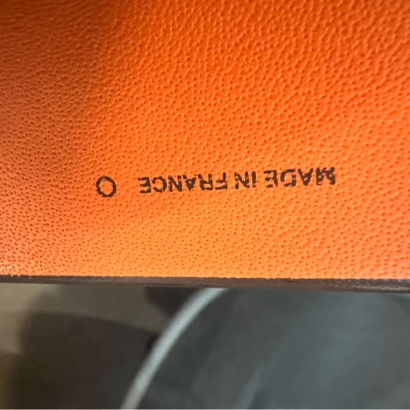 Hermes Signature Orange Box 15 x 12 x 7 - Picture 6 of 7